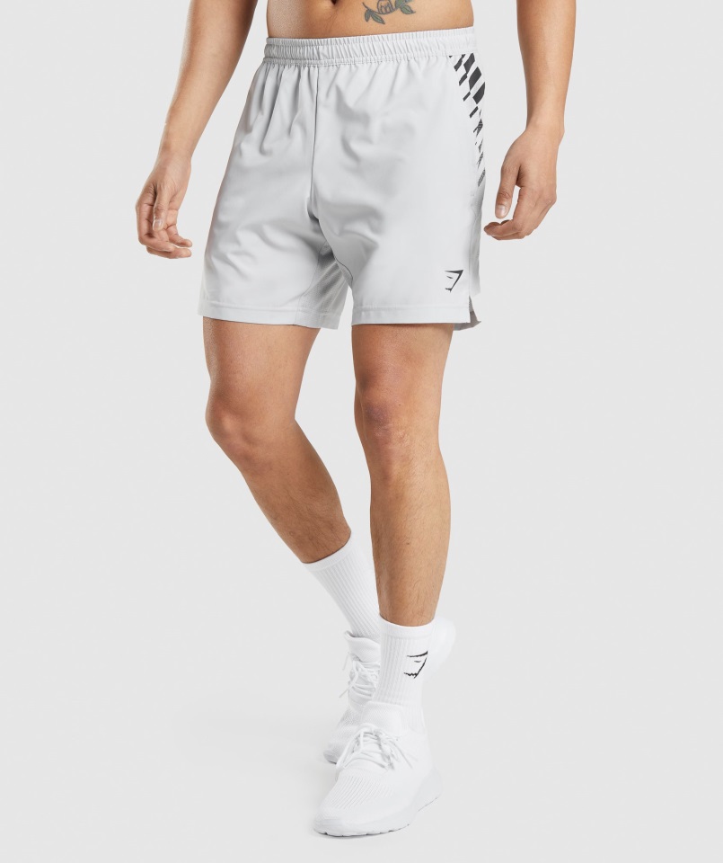 Shorts Gymshark Sport Stripe Gris Claro 7"