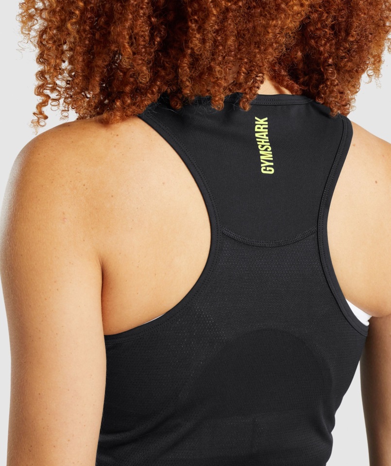 Gymshark Pulse Crop Top Negro