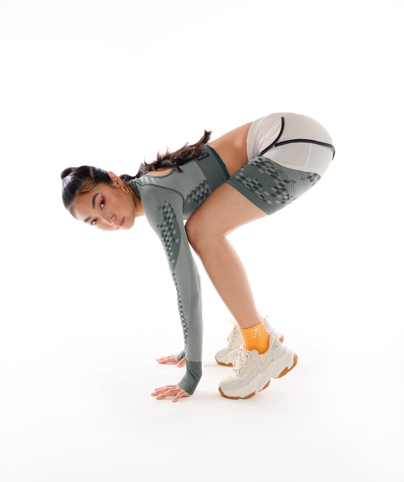 Top Corto De Manga Larga Sin Costuras Cyborg Wtflex Gris Carbón-negro-gris Claro Gymshark